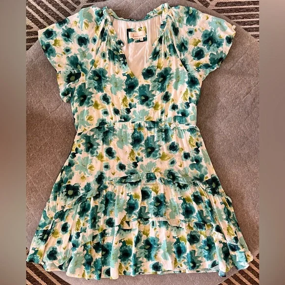 By Anthropologie Medium Green Robin Floral Tiered Mini Dress By Anthropologie Medium Green Robin Floral Tiered Mini Dress